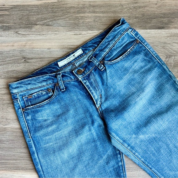 Joe’s Jeans Classic Bootcut Jeans – Medium Wash – Size 30 - Picture 2 of 12